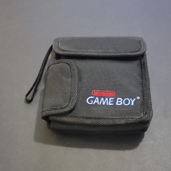 Nintendo Game Boy Black Travel Pouch - Picture 1 of 3